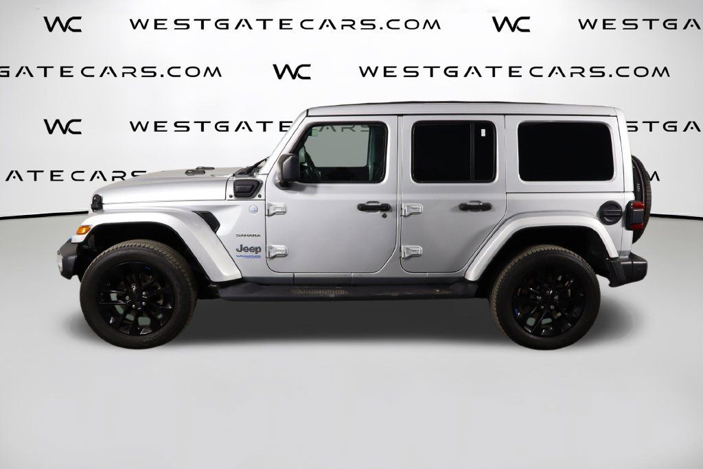 Used 2022 Jeep Wrangler Unlimited Sahara w/ Cold Weather Group AWD/4WD image 5