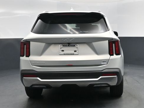 New 2026 Kia Sorento S image 13