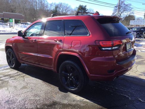 Used 2015 Jeep Grand Cherokee Altitude image 8