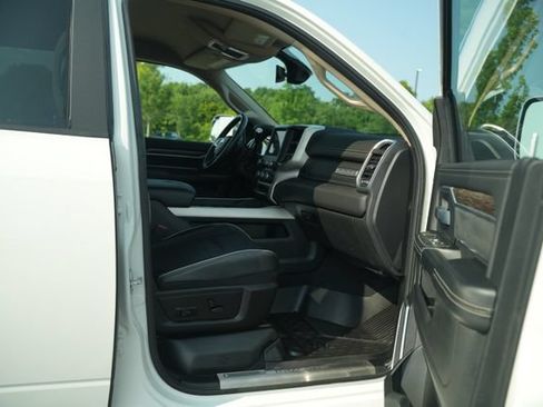 Used 2021 RAM 3500 Laramie w/ Cold Weather Group AWD/4WD image 18