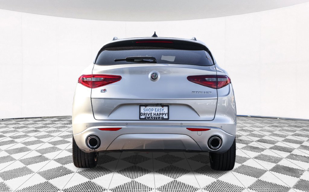 Used 2018 Alfa Romeo Stelvio Ti Sport AWD/4WD image 16