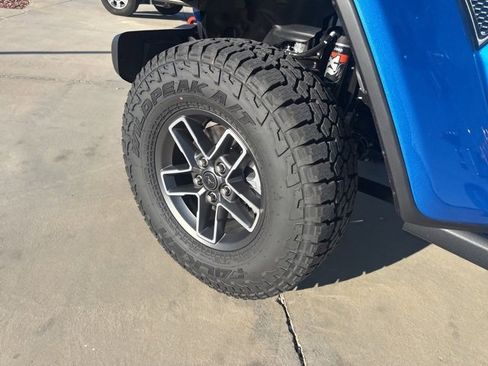 New 2026 Jeep Gladiator Mojave image 8