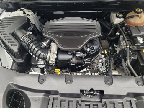 Used 2021 Chevrolet Blazer LT FWD image 30