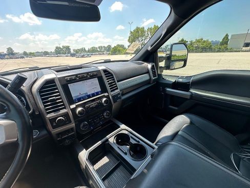 Used 2021 Ford F350 Platinum AWD/4WD image 26