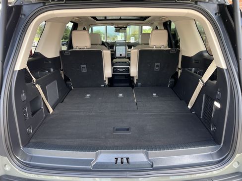 Used 2024 Ford Expedition Limited AWD/4WD image 62