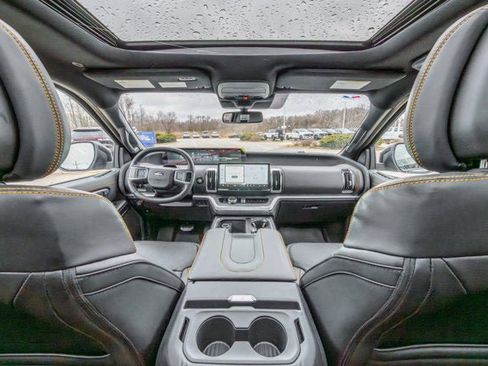 New 2026 Ford Expedition Tremor image 24