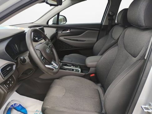 Used 2019 Hyundai Santa Fe SEL image 11