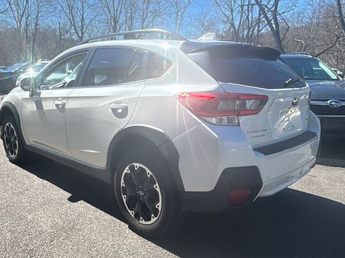 Used 2023 Subaru Crosstrek 2.0i Premium AWD/4WD image 5