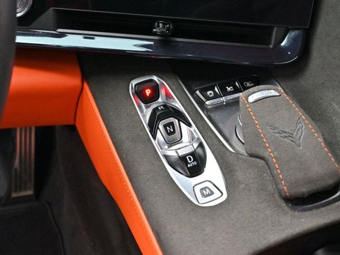 Used 2025 Chevrolet Corvette Stingray Premium Conv w/ Z51 Performance Package image 26