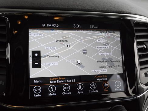 Used 2019 Jeep Grand Cherokee Limited w/ Luxury Group II image 22