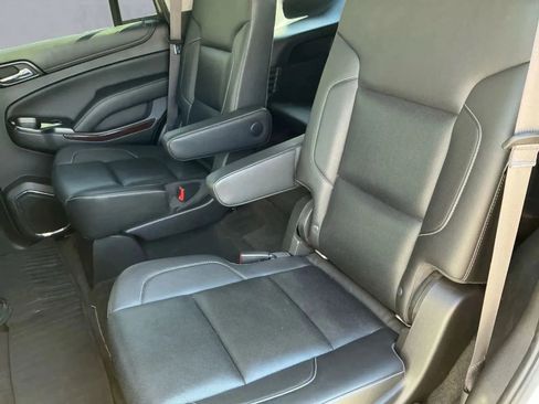 Used 2017 GMC Yukon SLT w/ Open Road Package image 15