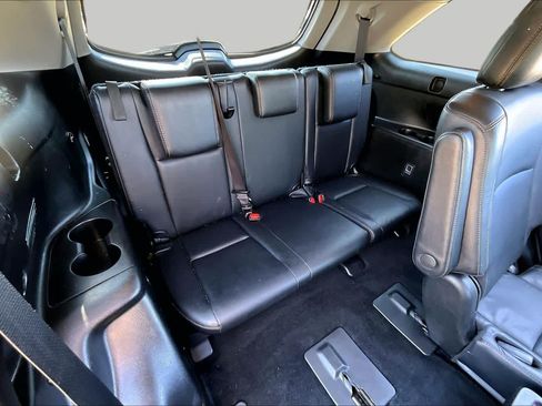 Used 2018 Toyota Highlander XLE AWD/4WD image 20