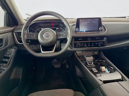 Used 2021 Nissan Rogue S image 25