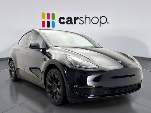 Used 2024 Tesla Model Y Long Range image 7