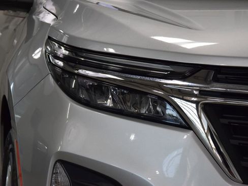 Used 2022 Chevrolet Equinox LT FWD image 12