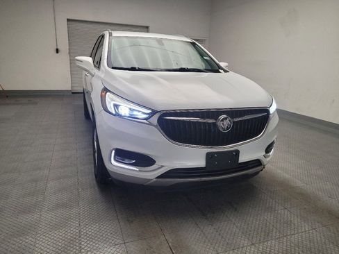 Used 2020 Buick Enclave Essence image 14