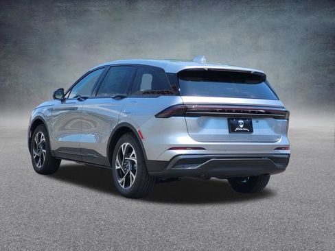 New 2026 Lincoln Nautilus Premier w/ Equipment Group 102A AWD/4WD image 5