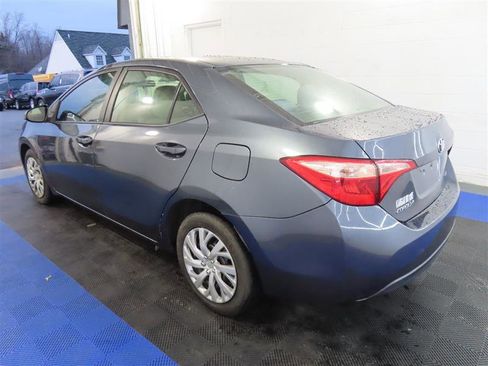 Used 2019 Toyota Corolla LE image 8