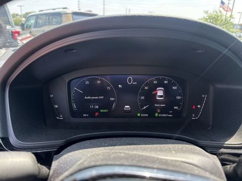 Certified 2025 Honda Civic Sport image 18