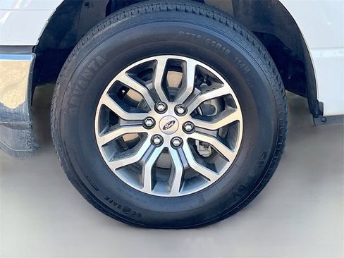 Used 2022 Ford F150 Lariat w/ Equipment Group 501A Mid image 31