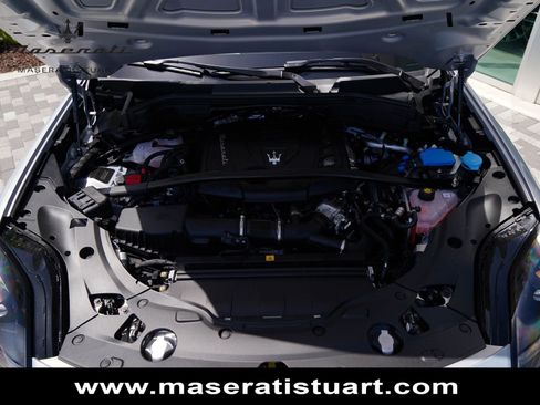 New 2025 Maserati Grecale Modena AWD/4WD image 31