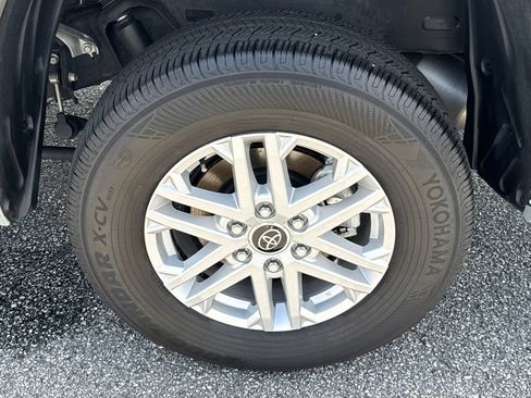 Used 2024 Toyota Tundra SR5 w/ SR5 Convenience Package AWD/4WD image 19