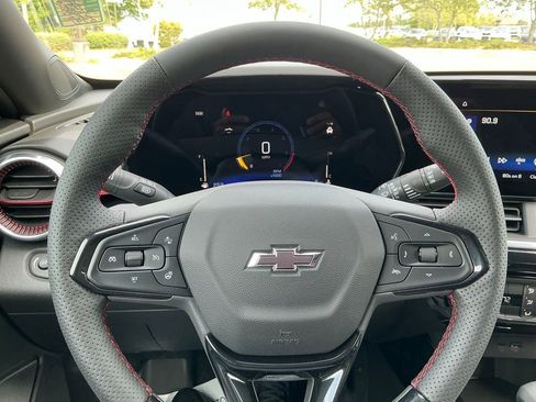 New 2026 Chevrolet Trax RS w/ Driver Confidence Package FWD image 19