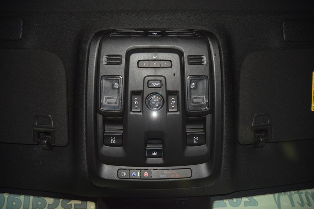 Used 2024 Cadillac Escalade Sport w/ Touring Package AWD/4WD image 54