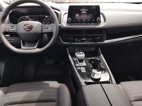New 2026 Nissan Rogue SV AWD/4WD image 13