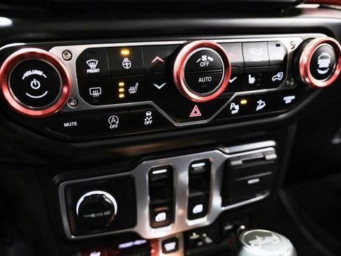 Used 2018 Jeep Wrangler Rubicon image 27