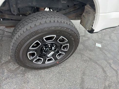 Used 2018 Ford F350 Lariat w/ Lariat Ultimate Package image 30