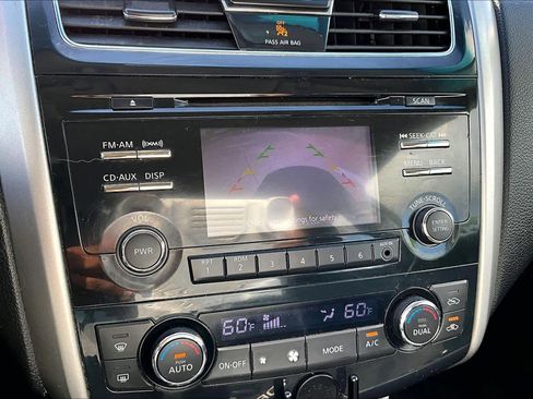 Used 2013 Nissan Altima 2.5 SV FWD image 27