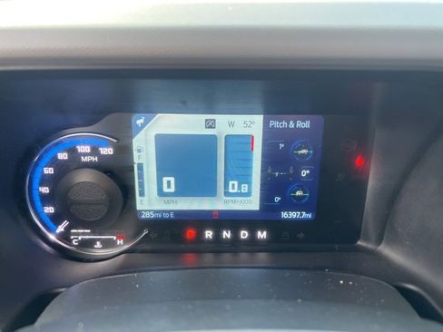 Certified 2023 Ford Bronco Black Diamond image 11