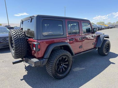 Used 2021 Jeep Wrangler Unlimited Rubicon AWD/4WD image 6
