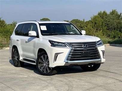 Used 2021 Lexus LX 570 4WD w/ 3rd Row & Luxury Pkg