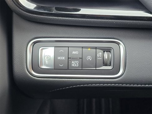 New 2026 Buick Enclave Avenir w/ Super Cruise Package image 17