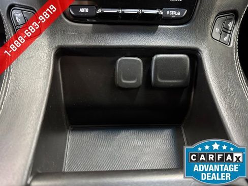Certified 2019 GMC Yukon SLT w/ Premium Edition AWD/4WD image 17