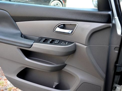 Used 2014 Honda Odyssey EX-L image 19