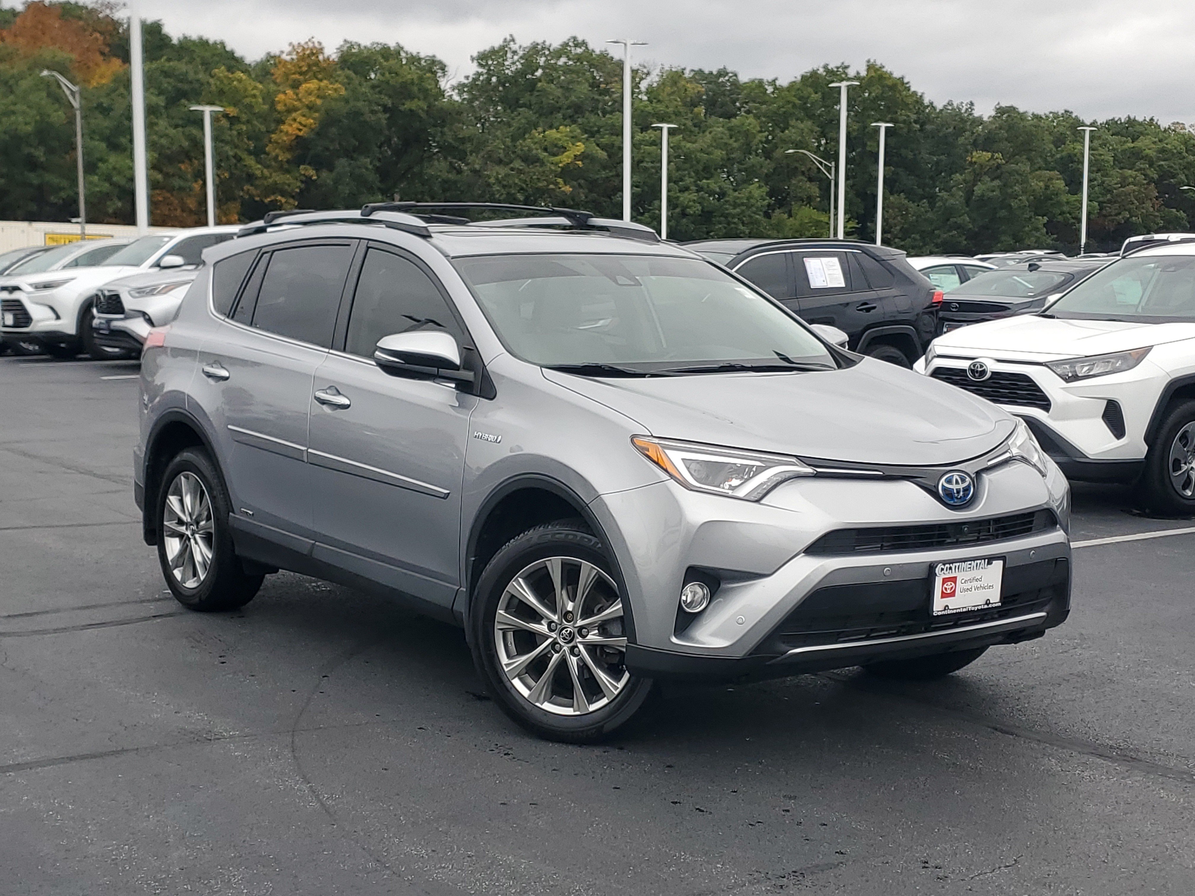 Certified 2018 Toyota RAV4 Limited w/ Advanced Technology Package AWD/4WD image 2