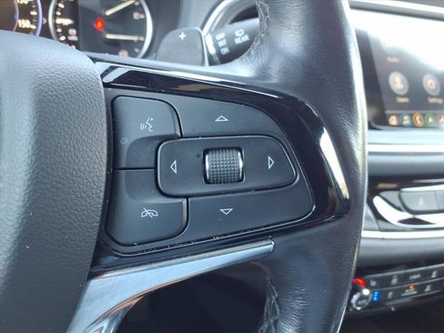 Used 2024 Buick Enclave Premium image 24
