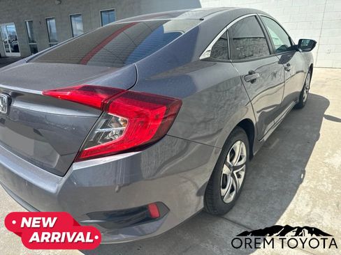 Used 2018 Honda Civic LX image 9