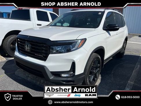 Used 2025 Honda Passport Black Edition image 1