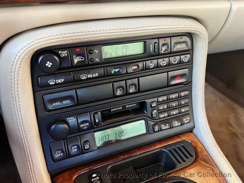 Used 1999 Jaguar XK8 Convertible RWD image 46