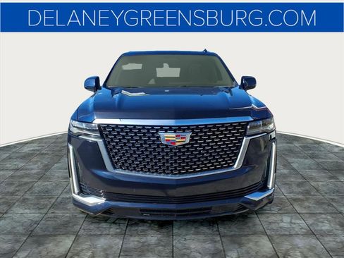 Used 2023 Cadillac Escalade ESV Premium Luxury image 8