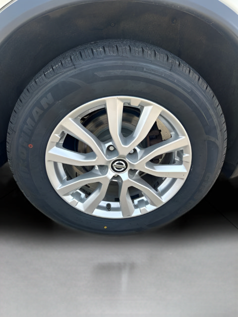 Used 2016 Nissan Rogue SV AWD/4WD image 24