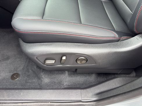 Certified 2024 Chevrolet Traverse Z71 w/ LPO, Floor Liner Package AWD/4WD image 16