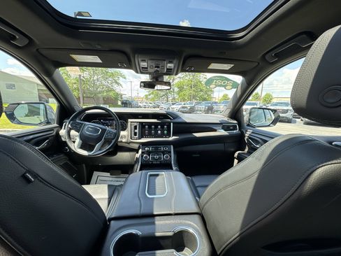 Used 2021 GMC Yukon Denali AWD/4WD image 21