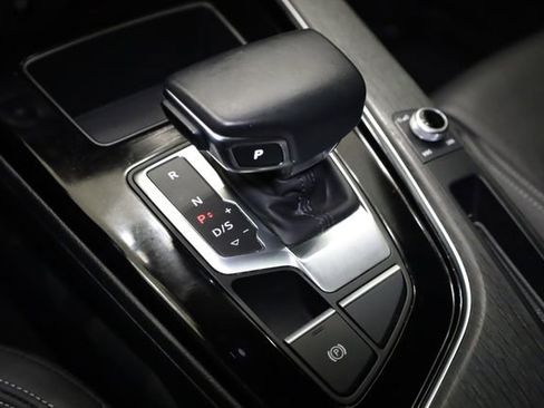 Used 2023 Audi A5 2.0T Premium image 24