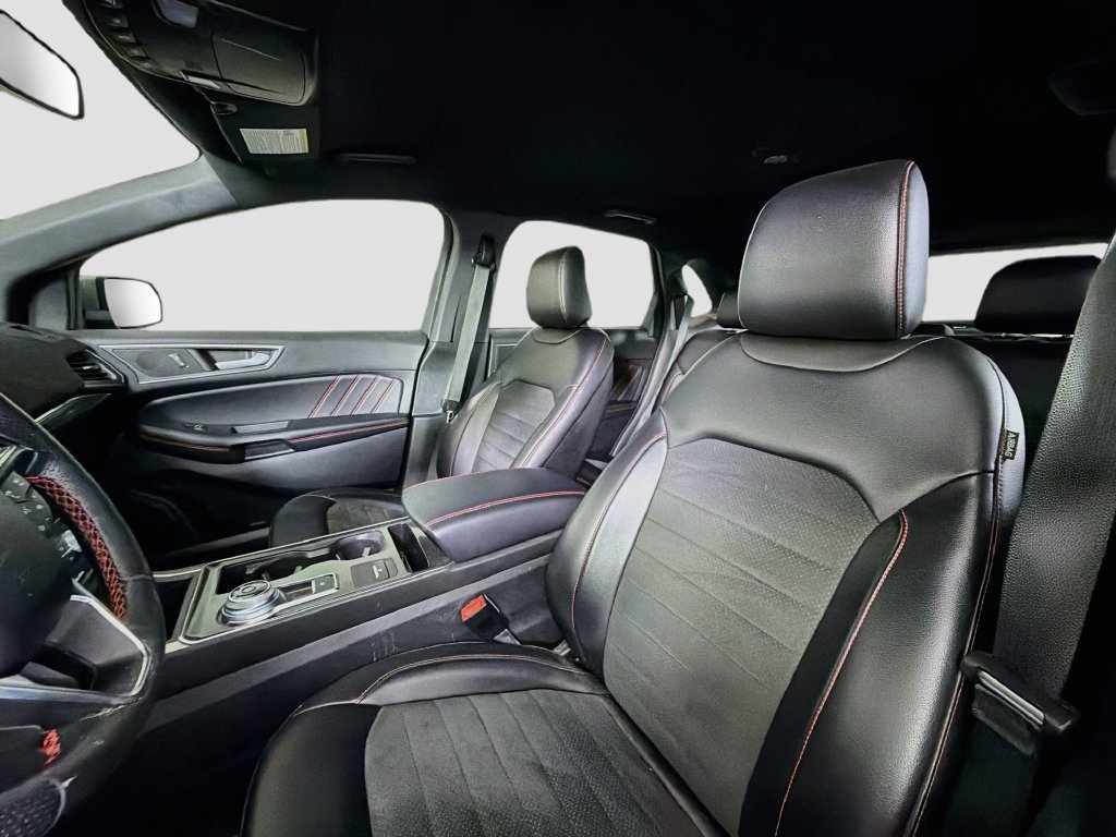 Used 2021 Ford Edge ST-Line FWD image 14