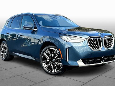 Used 2026 BMW X3 xDrive30 w/ Premium Package image 2